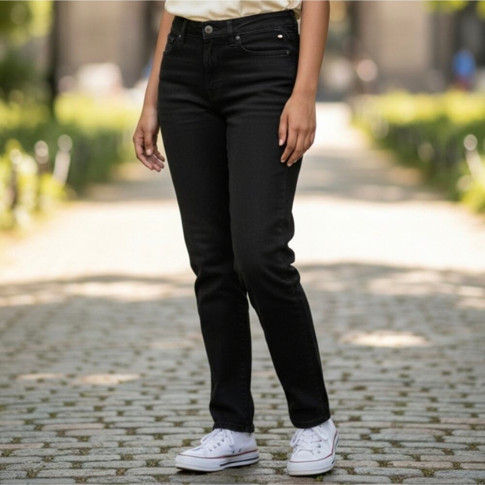Tommy Hilfigher | EUC | Black Straight-Leg Pants | Size 16